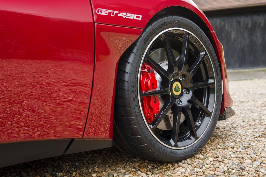 Детали экстерьера Lotus Evora GT430 2017 года  (фото 21 из 40)